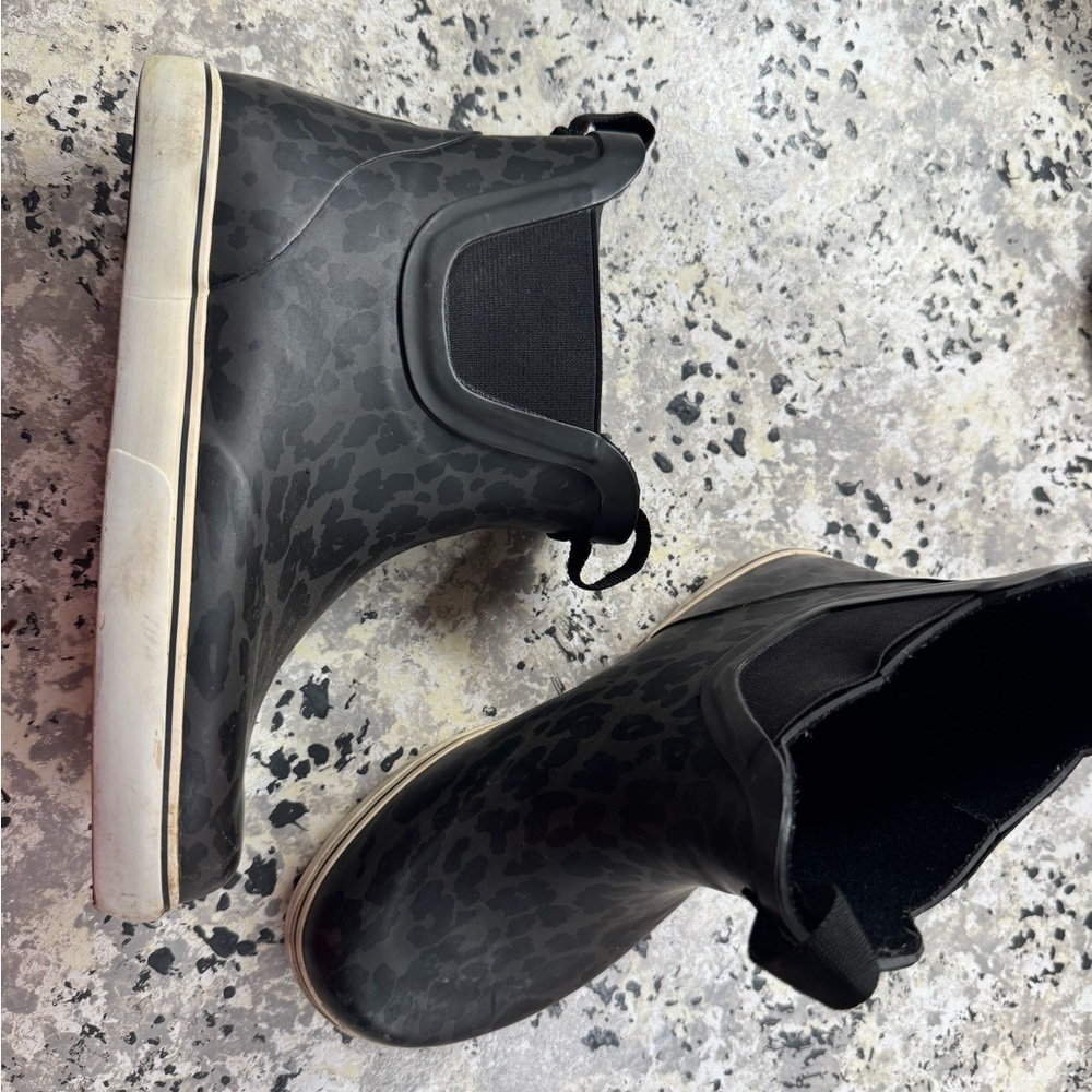 Kids Black Leopard Print Rain Boots